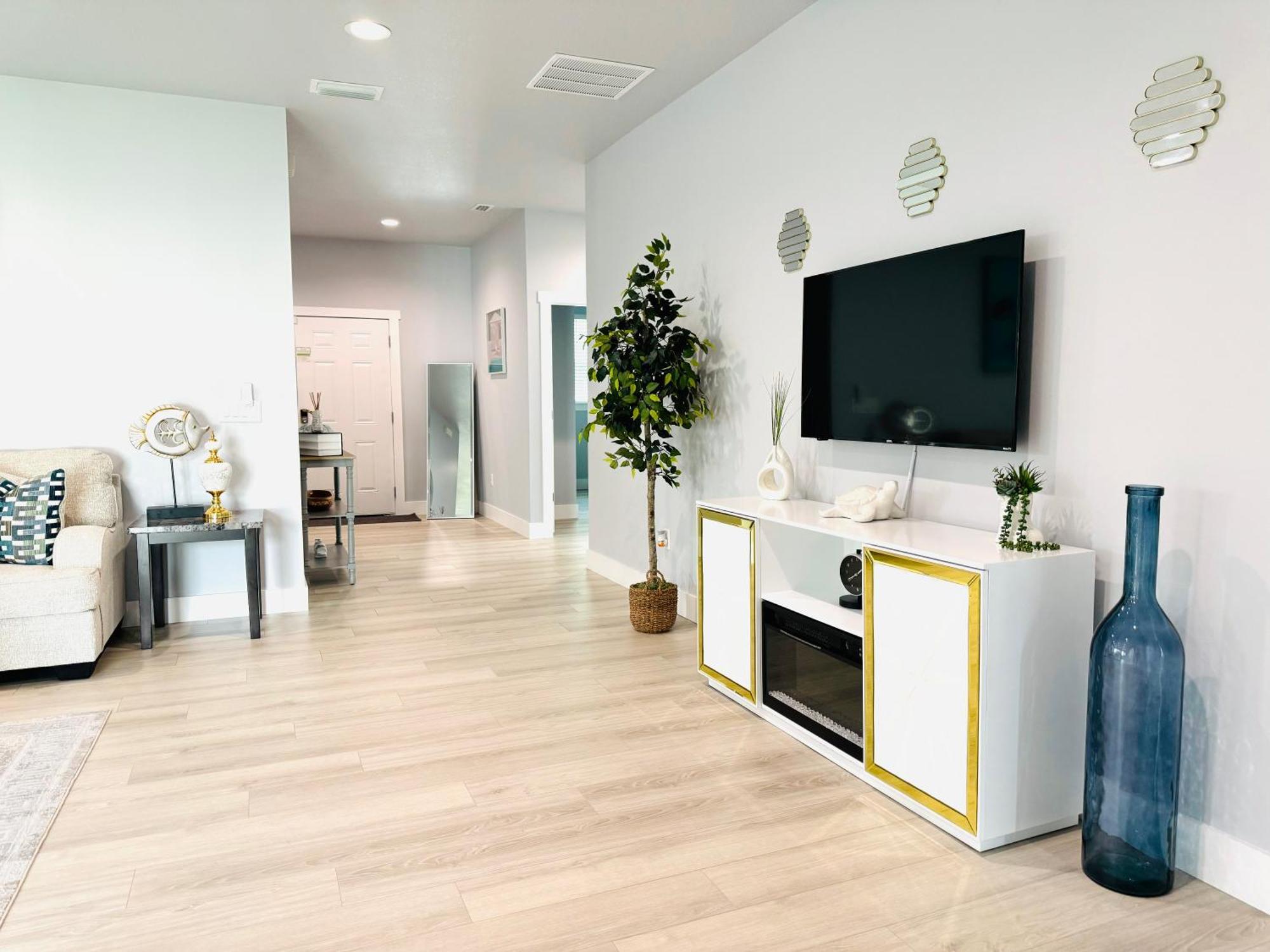 Hébergement de vacances Brand New Tampa Oasis With Private Jacuzzi Retreat Lutz