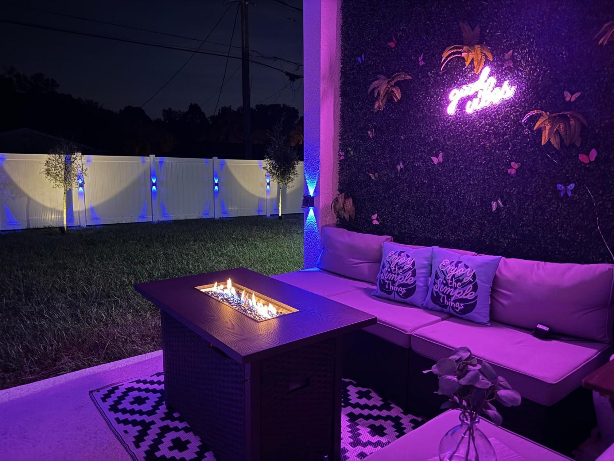 Brand New Tampa Oasis With Private Jacuzzi Retreat Hébergement de vacances *